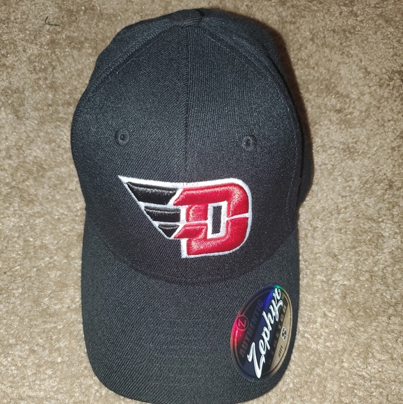 Dayton flyers baseball cap hat black - Picture 1 of 4
